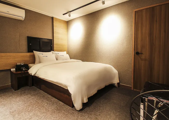 Motel Gangnam Blanc