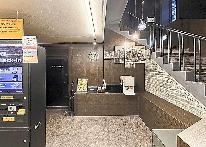 Motel Gangnam Blanc