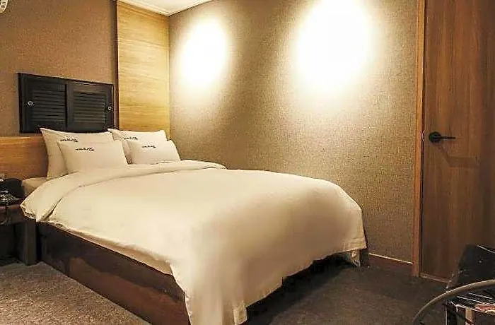 Motel Gangnam Blanc