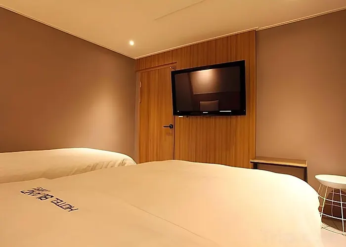 Motel Gangnam Blanc