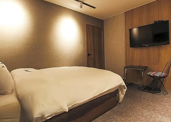 Motel Gangnam Blanc 3*
